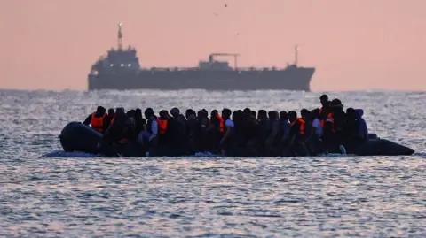 First Migrant Sent Back to France Under New Exchange Agreement