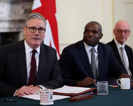 Starmer to Chair Government Session Amid Rising Tensions Following Departure of Key Staffer